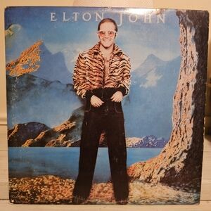 Elton John Caribou Vinyl Record With Cover And Inside Pocket To Protect Record.